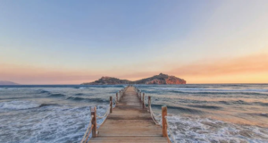 Sarıgerme: Muhteşem Plajı ve Doğal Güzellikleriyle Büyüleyici Bir Köy