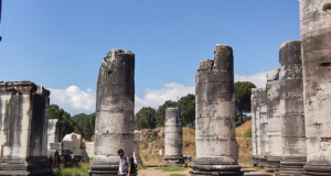 Artemis Tapınağı: Antik Dünyanın Görkemli Mirası