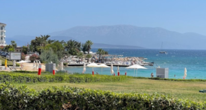 Çeşme Palmiye Sahil: Doğal Güzellik ve Huzurun Buluşma Noktası