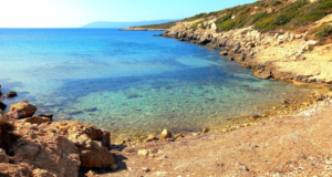 Altın Kum Plajı: Adı Gibi Parlayan Bir Ege Güzelliği