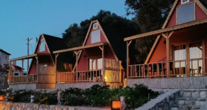 Karaburun’un Saklı Cenneti: Hayela Bungalow Otel & Restoran