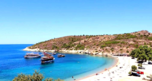 Foça Kosova Plajı: Güzellik Ötesi