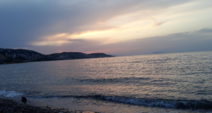 Foça’nın Saklı Cenneti: Gencelli Sahili’nde Unutulmaz Bir Tatil Deneyimi