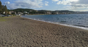 Aliağa Halk Plajı: Ege’nin Gözde Tatil Noktası