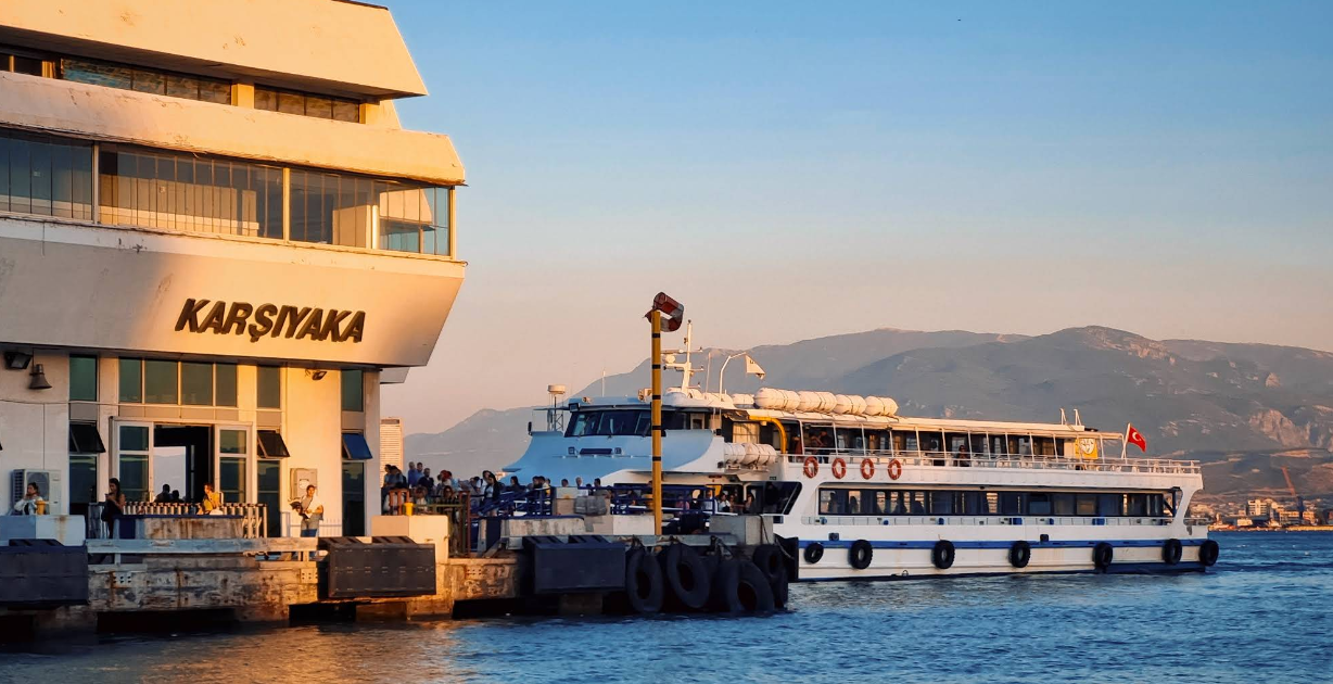 Karşıyaka İskele: İzmir’in Ruhunu Taşıyan Nokta