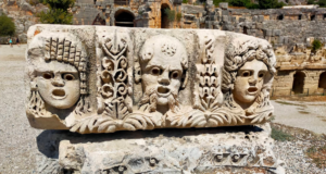 Myra Antik Kenti: Likya’nın Kalbinde Zamanda Yolculuk