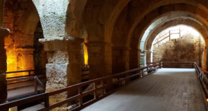 Andriake Antik Kenti: Tarihle İç İçe Bir Tatil Deneyimi