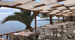 Elma Beach Club: Ayvalık’ın Gözde Tatil Noktası