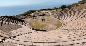 Assos Antik Tiyatro: Tarih, Doğa Tatil