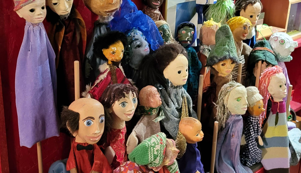 Theater PurPur: İsviçre’nin Sahnede Büyü Yaratma Noktası