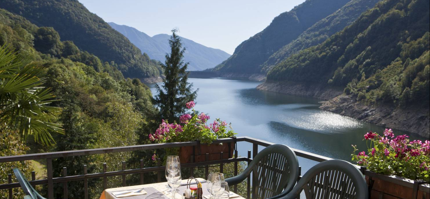 Hotel Ristorante al Lago: İsviçre’nin Kalbinde Sakinlik ve Göl Manzarasıyla Tatil Deneyimi